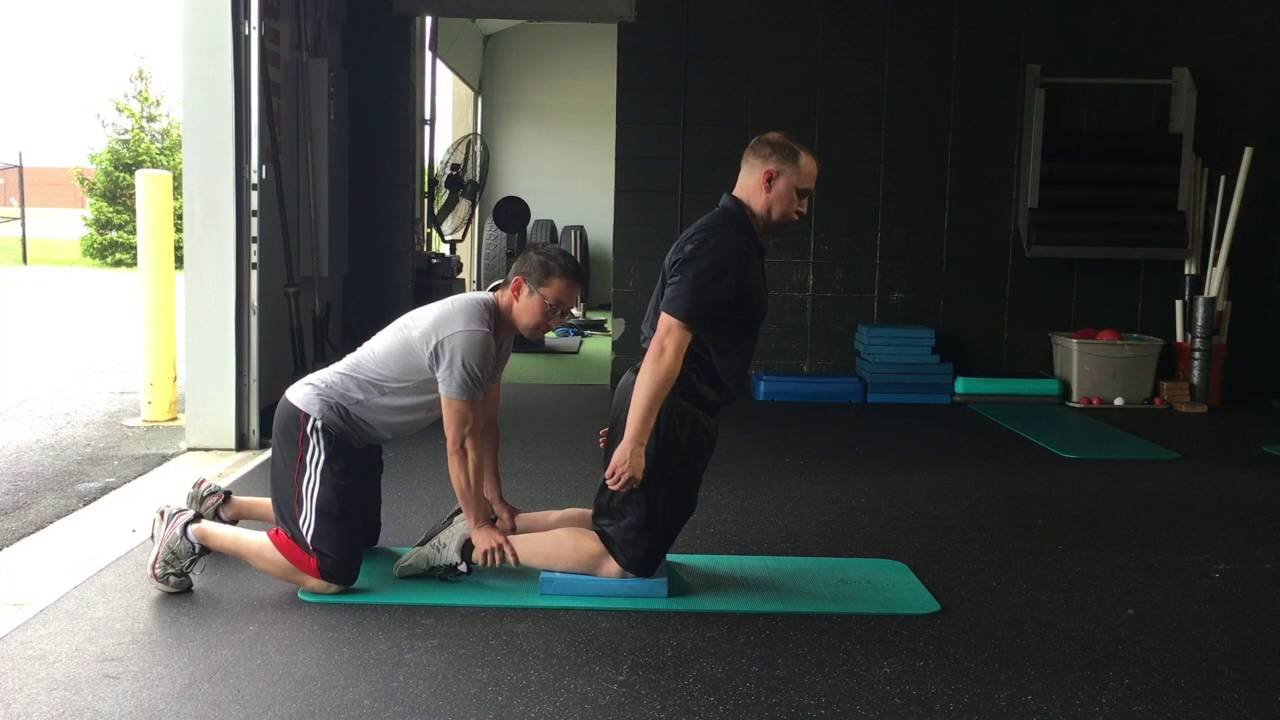 Hamstring Curls - Knee Bursitis Exercises - bestknock.com