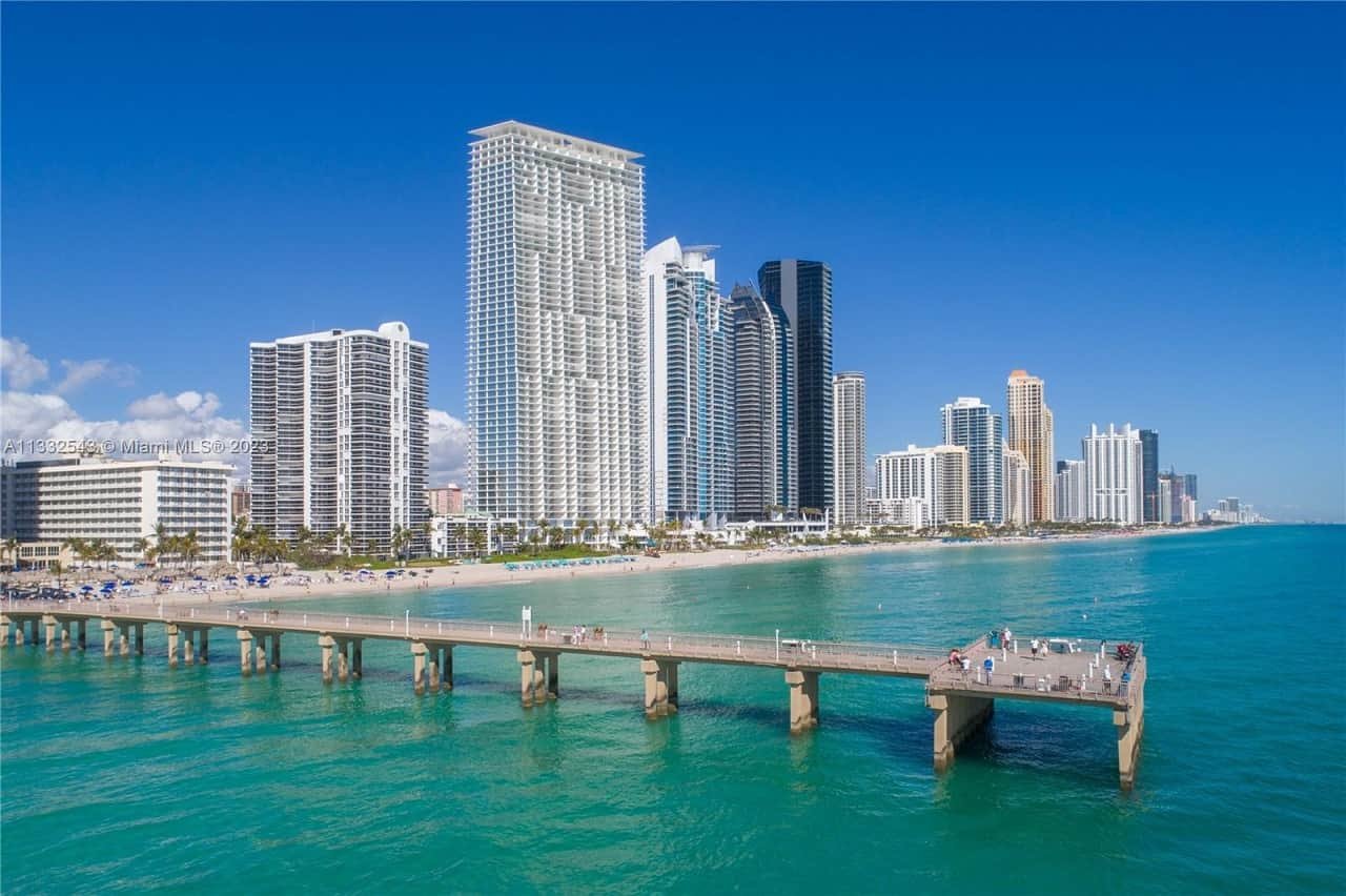 Sunny Isles Beach - Bestnock.com - Best Beaches in Miami