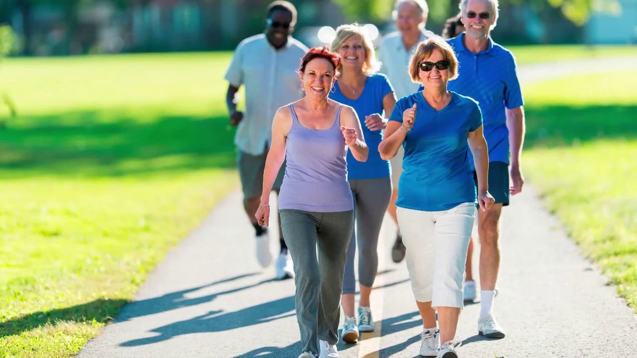 Walking - Exercises for Aging Bodies - bestknock.com